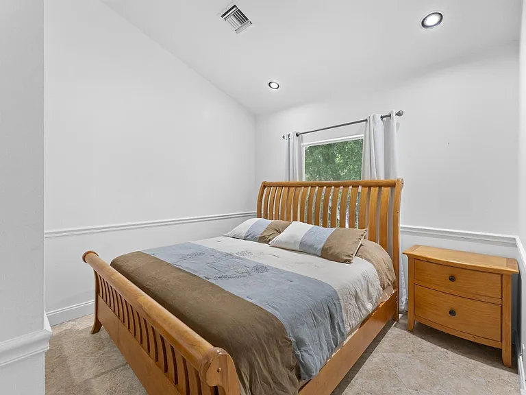 129 Spruce St #0 — Photo 18