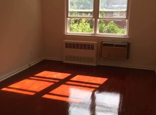 6144 219th St, Bayside, NY 11364