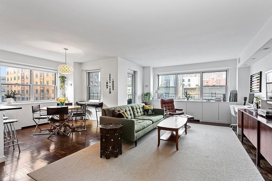 1st image of 70 E 10th St APT 9R