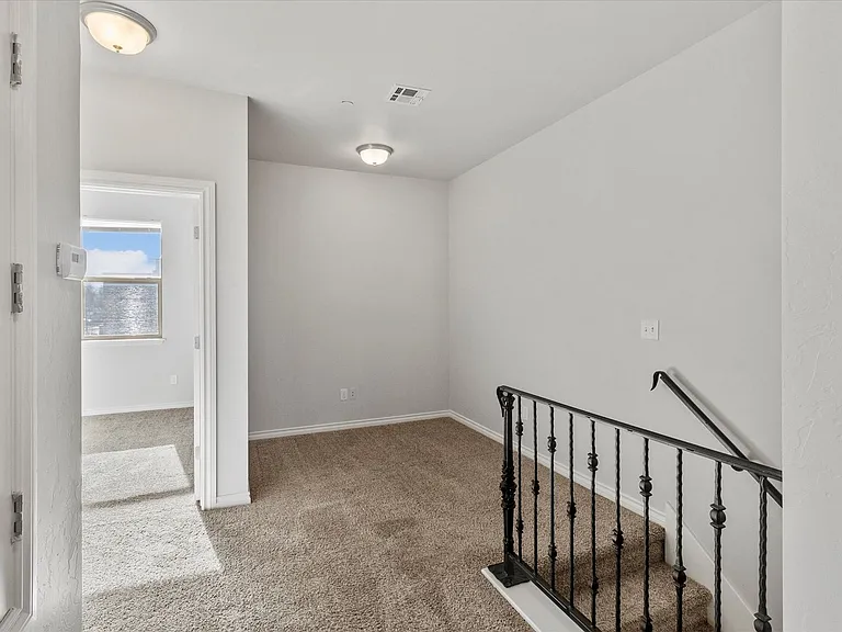 475 S Fretz Ave — Photo 14