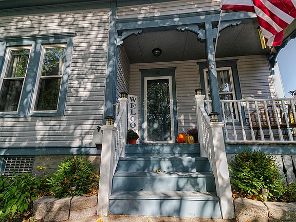 2nd image of 612 Madison St