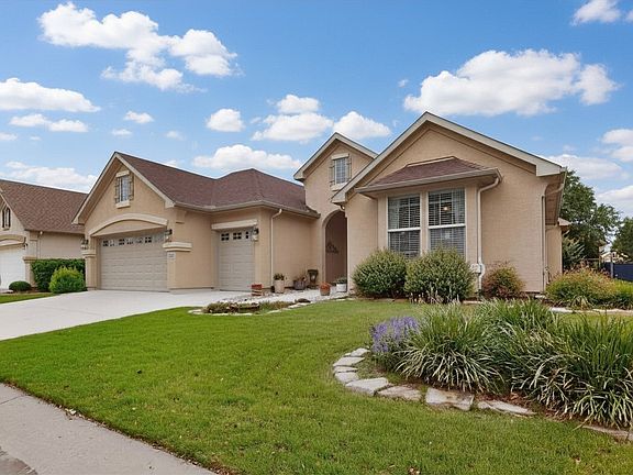 3rd image of 12008 Claridge Ct