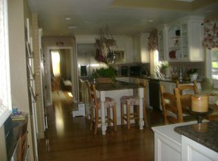 221 Fawn Valley Ct, Simi Valley, CA 93065