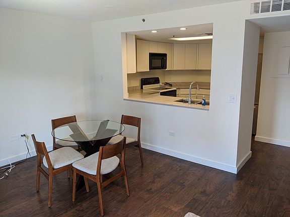 2nd image of 350 N Detroit St APT 212