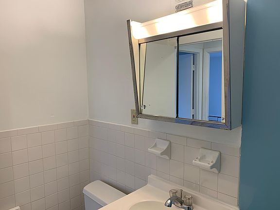 2nd image of 252 Revere Beach Pkwy #32