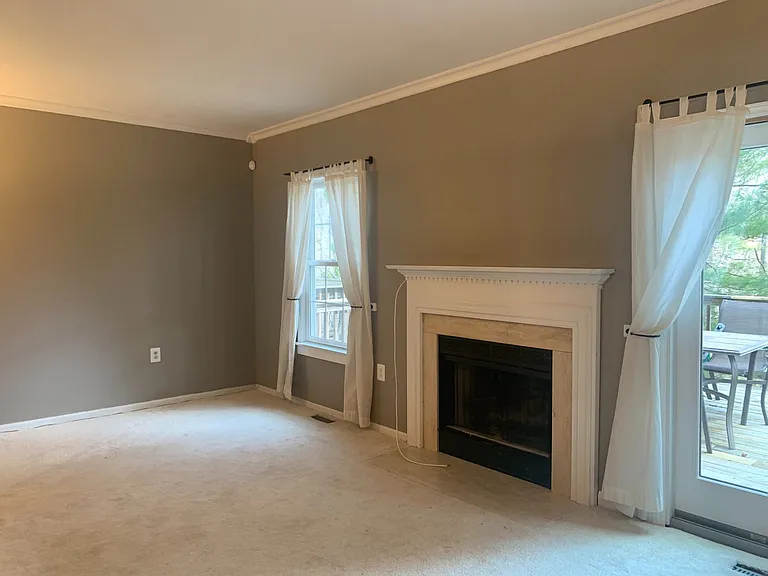 19117 Grotto Ln — Photo 12