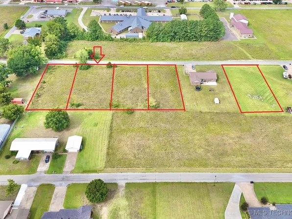 7 NW 6th St, Stigler, OK 74462