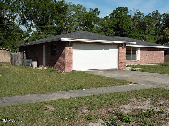 2nd image of 190 MANGO Drive