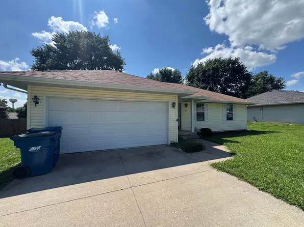 509 S Whippoorwill Dr, Strafford, MO 65757