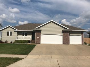 602 S Shebal Ave, Harrisburg, SD 57032