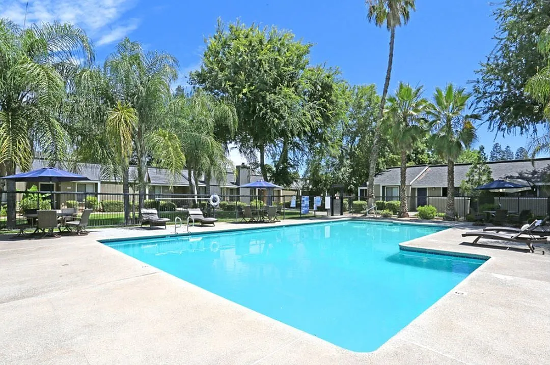 River Park Villas — Photo 4