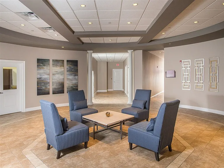 Vineyard Commons — Photo 14