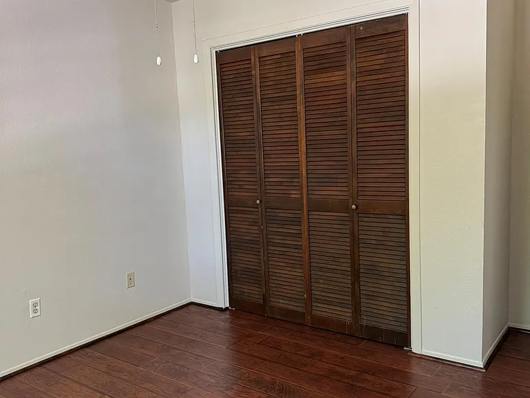 5614 Country Green St — Photo 23