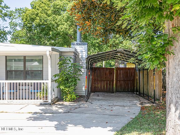 2nd image of 3044 NEWELL Boulevard