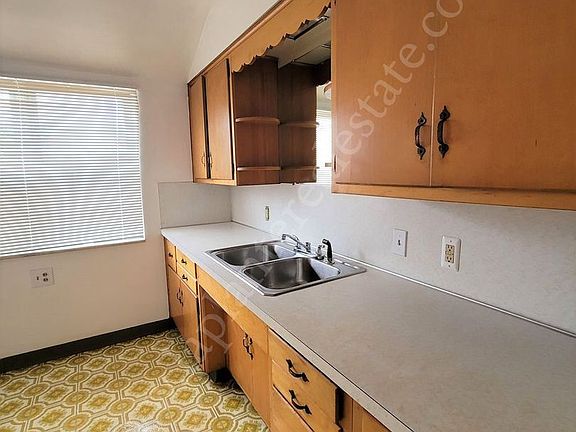2nd image of 3038 Powhattan Pkwy