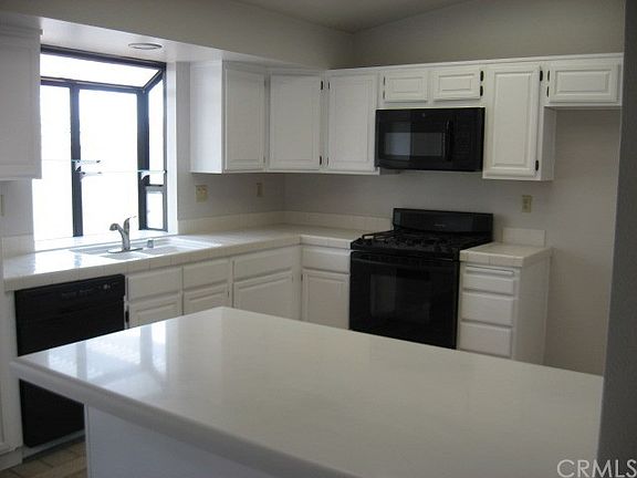 5th image of 3121 Wellington Dr