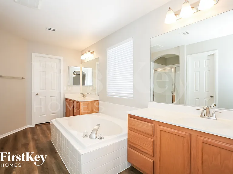 5830 Brimstone Dr — Photo 13