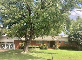 1523 NW 33rd St, Lawton, OK 73505