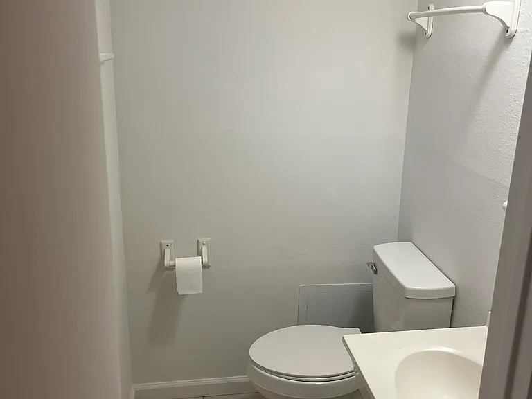9226 Guywood St — Photo 11