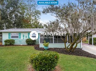 303 Renne Dr N, Jacksonville, FL 32218