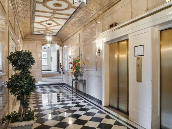 The Regent, 1401 Beacon St, Brookline, MA 02446