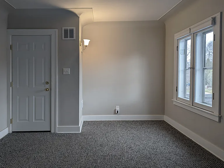 3685 Bedford St #2 — Photo 2