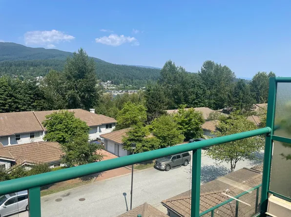 121 Shoreline Cir #305, Pt Moody, BC V3H 5G2