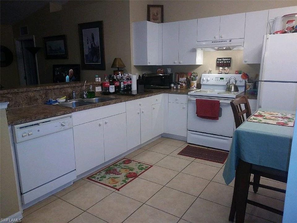 1st image of 2204 NE 6th Pl