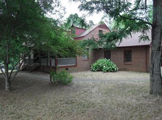 1048 Trail Dr, Forest, VA 24551