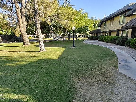 2nd image of 6212 Meadow Brook Ln #6212