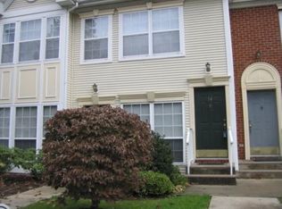 14 Heritage Ct, Towaco, NJ 07082