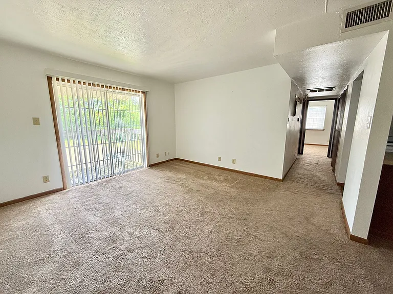 200 Sunset St — Photo 7