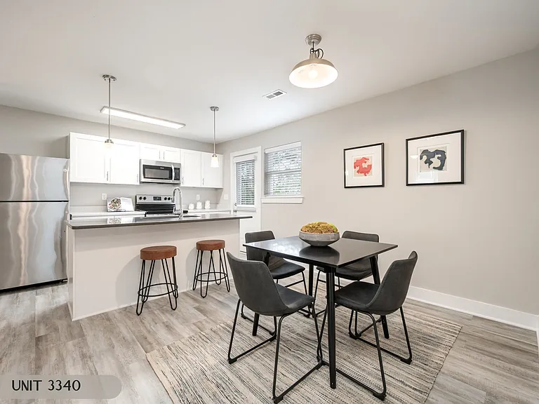 3340 Washburn Ave — Photo 4