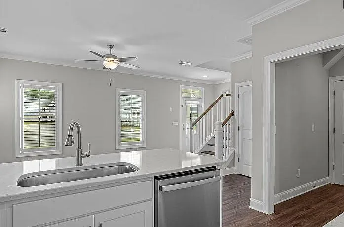 236 Leonda Dr — Photo 8