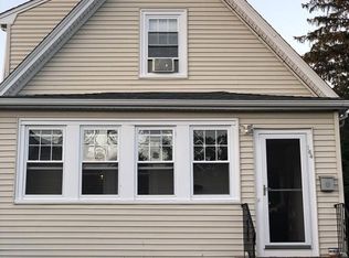 164 Harding Ter, Dedham, MA 02026