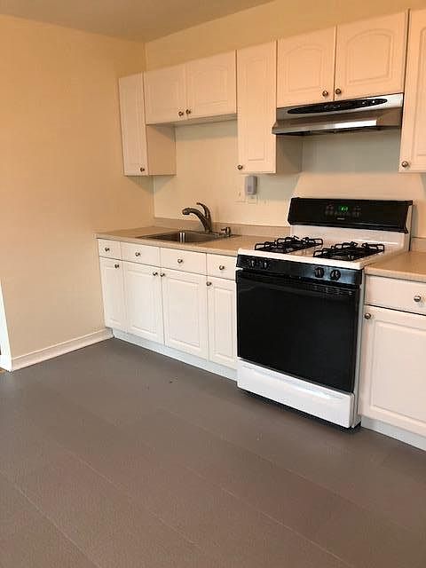 2nd image of 1247 S 13th St #3