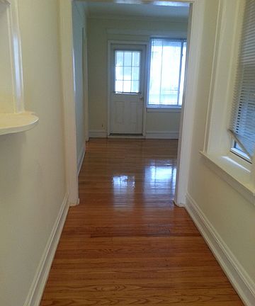 5th image of 7379 N Damen Ave APT K2