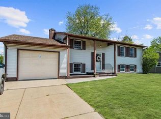 906 Linfield Rd, Newark, DE 19713