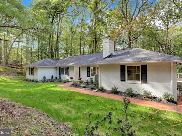 10902 Baronet Rd, Owings Mills, MD 21117