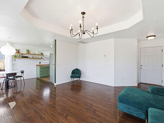 3rd image of 1127 Woodland Rdg
