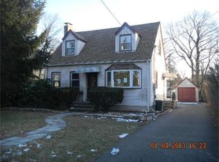 138 W Hudson Ave, Englewood, NJ 07631