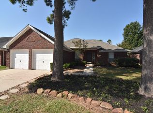 19719 Vernier Woods Ln, Spring, TX 77379
