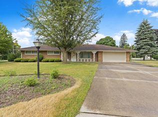 409 Vernon AVENUE, Thiensville, WI 53092