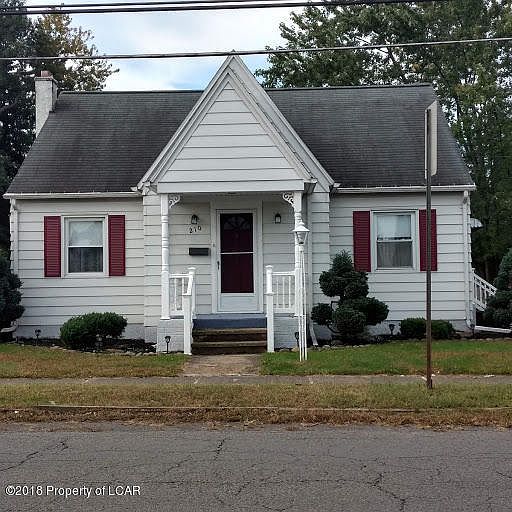 1st image of 210 Dennison St