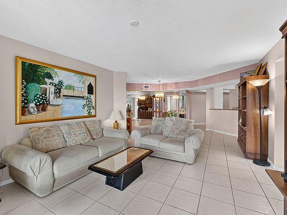 4th image of 7763 Southampton Terrace #108