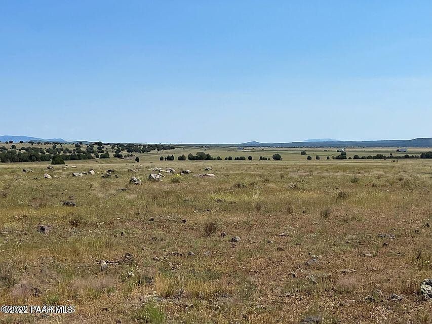 2nd image of N2-90 Lowe Ranch Rd