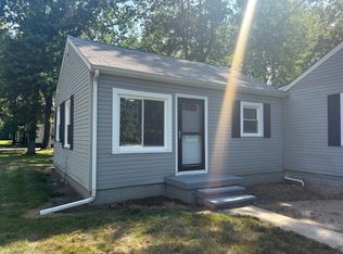 33880 Roberts Rd, Eastlake, OH 44095