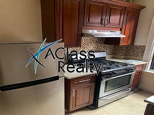 1st image of 2149 41st St APT 2