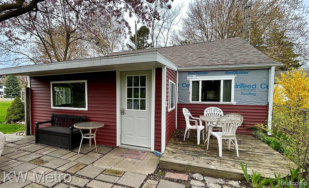6770 Center St, Caseville, MI 48725 Zillow