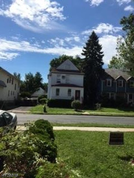 1st image of 254 Waverly Pl